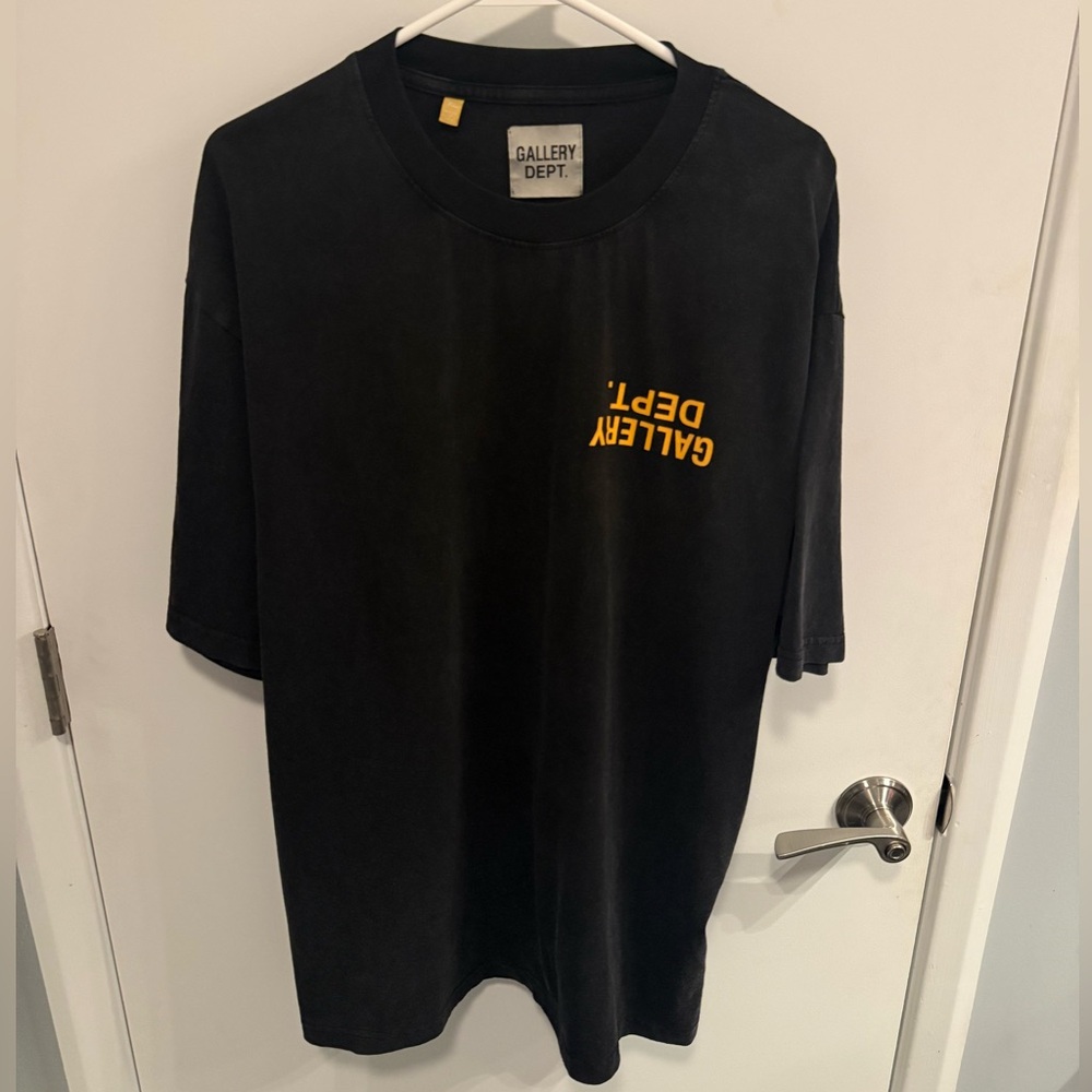 Gallery Dept. t shirt size XL